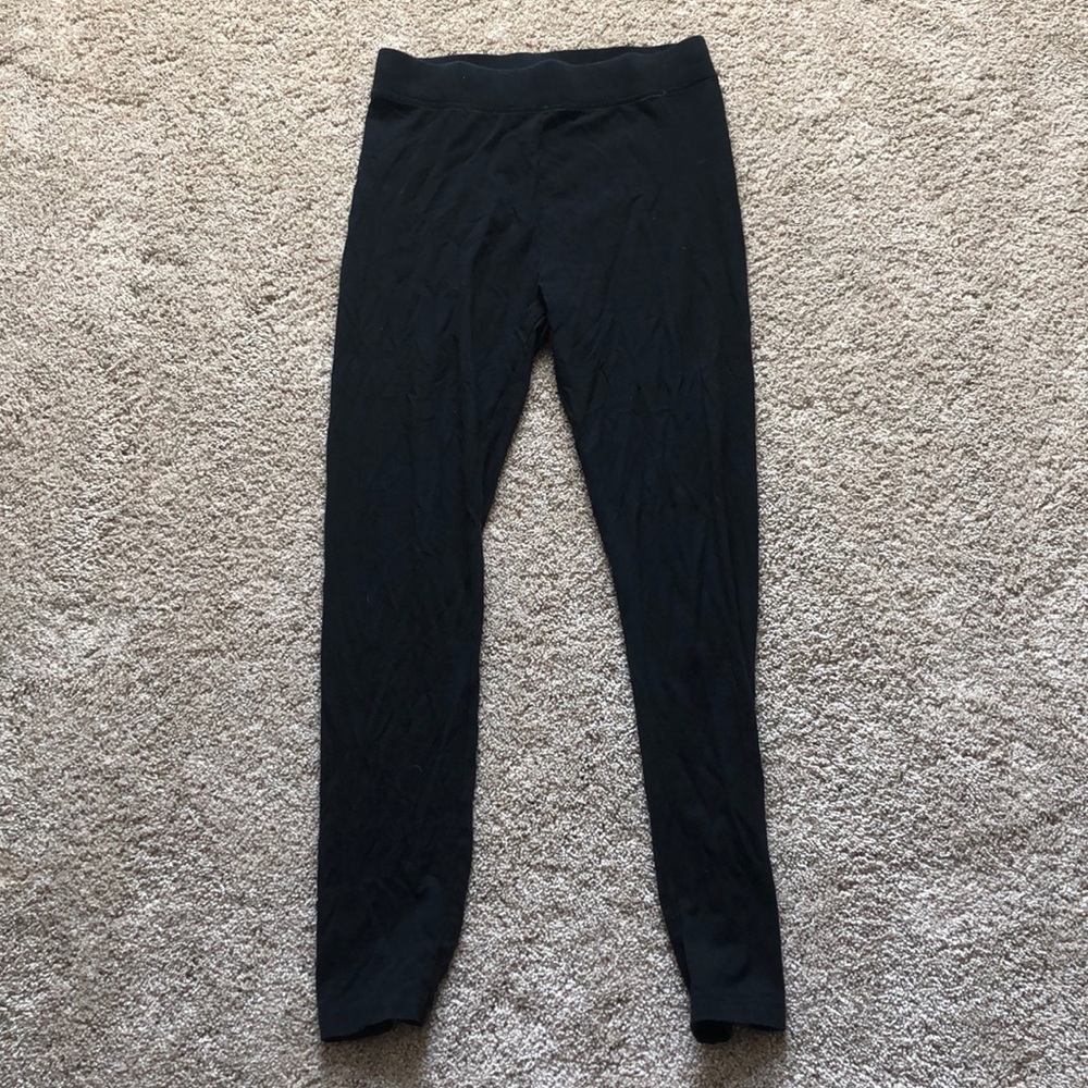 Standard black leggings